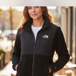 The North Face Women's Black Fleece Jacket